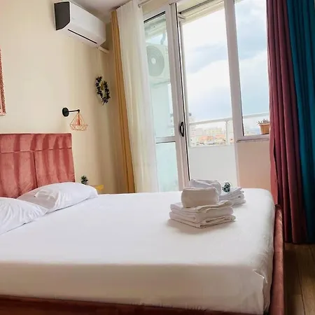 Spacious 1br Hub With Balcony Apartment Tirana