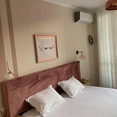 Spacious 1br Hub With Balcony Apartment *