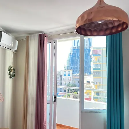 Spacious 1br Hub With Balcony * Tirana