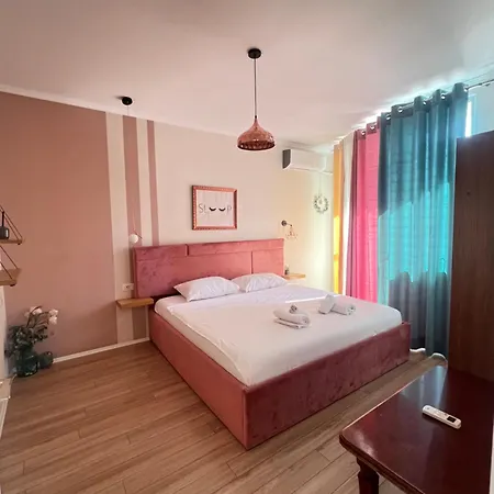 Apartmán Spacious 1br Hub With Balcony